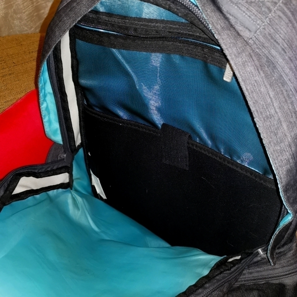 Reebok Backpack - Picture 3 of 5